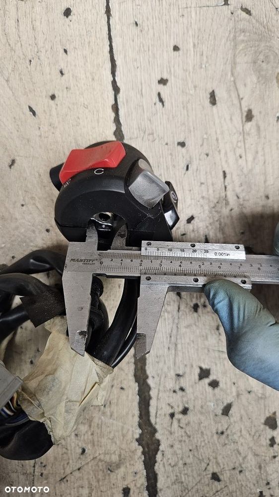 Przełącznik prawy Honda - 13