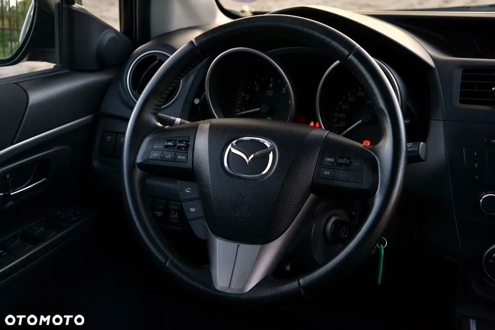 Mazda 5 2.0 Exclusive + - 28