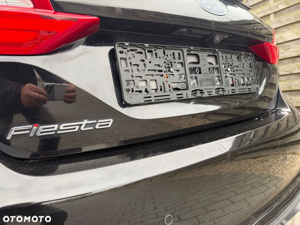 Ford Fiesta 1.5 TDCi S&S ST-LINE - 20