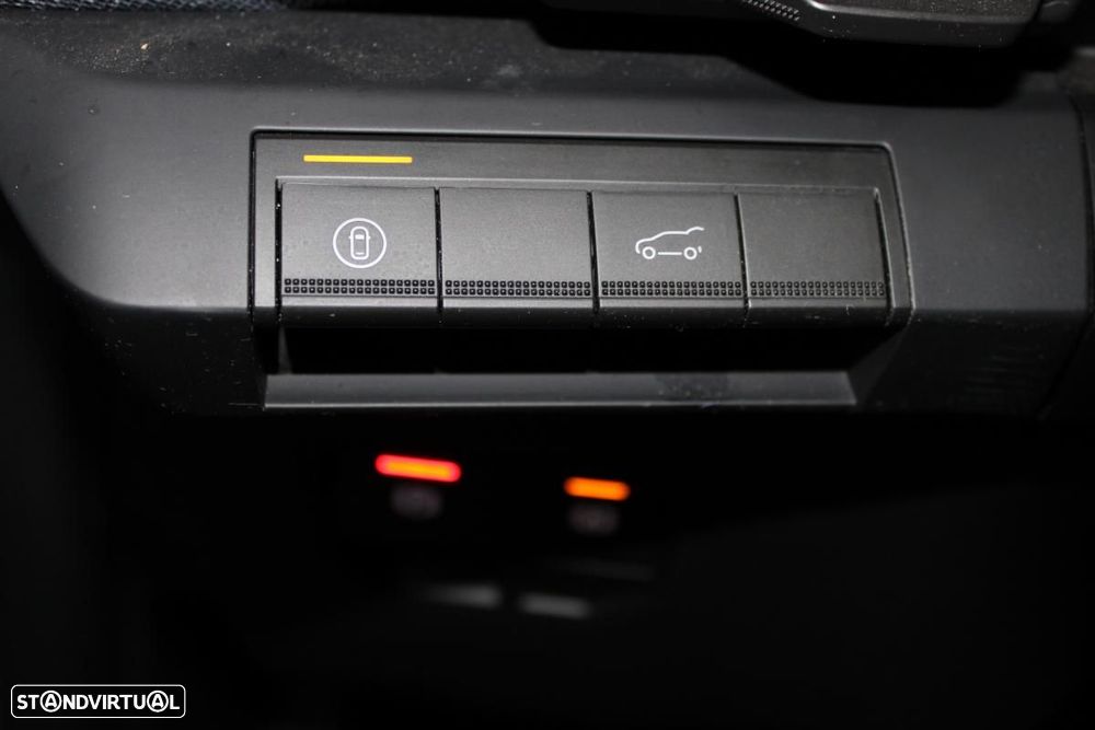 Renault Scénic E-Tech 220 Long Range Techno - 17