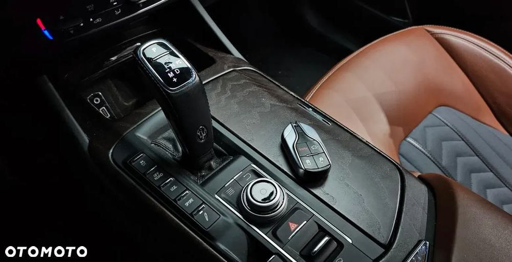 Maserati Levante S Q4 GranLusso - 8