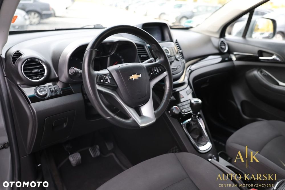 Chevrolet Orlando - 33