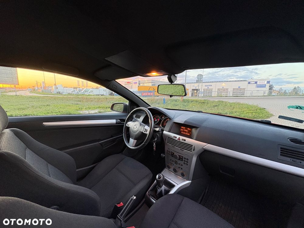 Opel Astra 1.8 Sport - 13