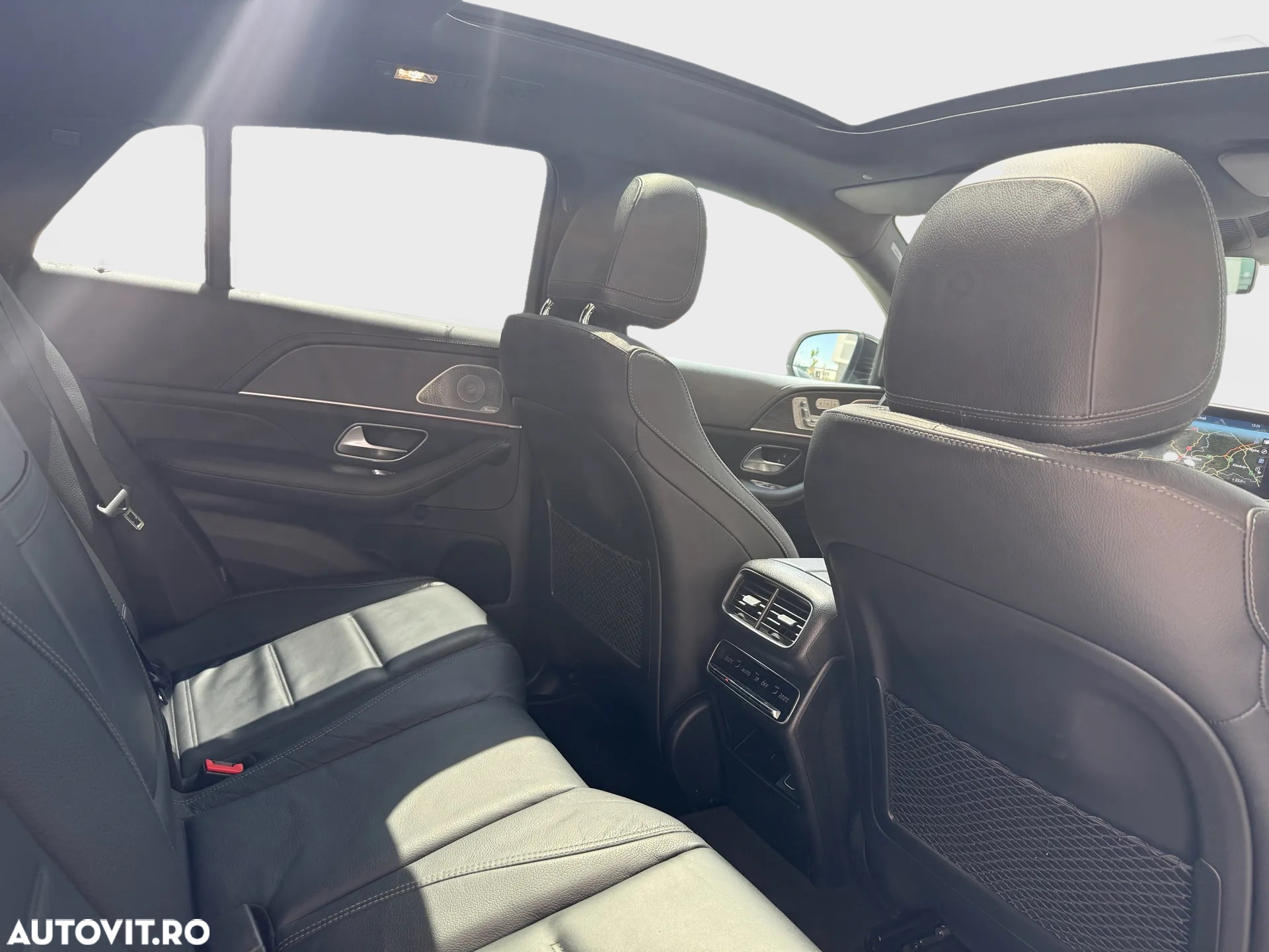 Mercedes-Benz GLE 350 d 4Matic 9G-TRONIC AMG Line - 11