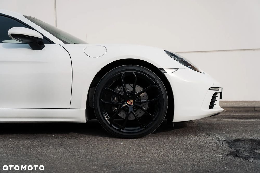 Porsche 718 Cayman GPF Style Edition PDK - 8