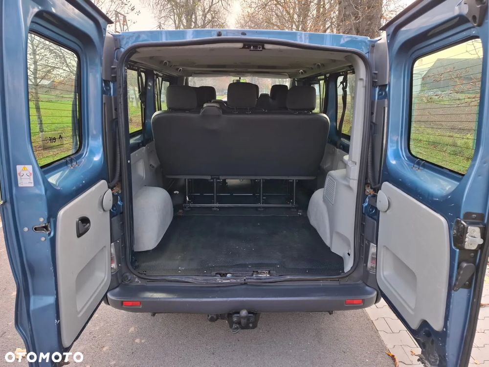 Renault Trafic - 10