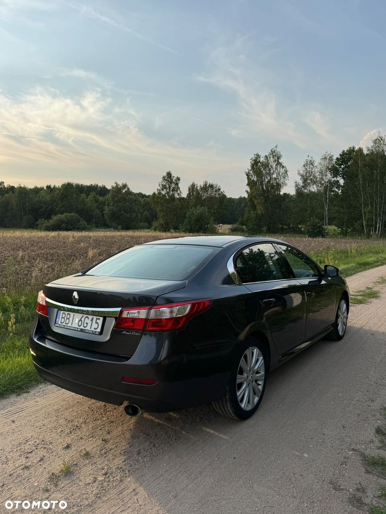 Renault Latitude - 8