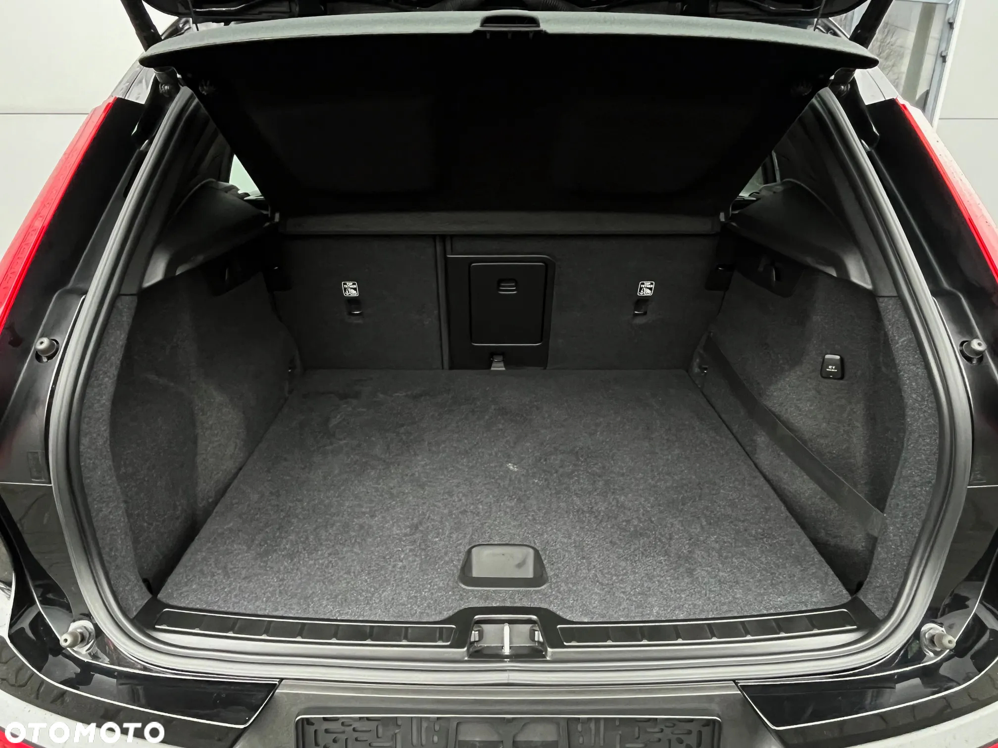 Volvo XC 40 T5 Plug-In Hybrid Inscription - 12