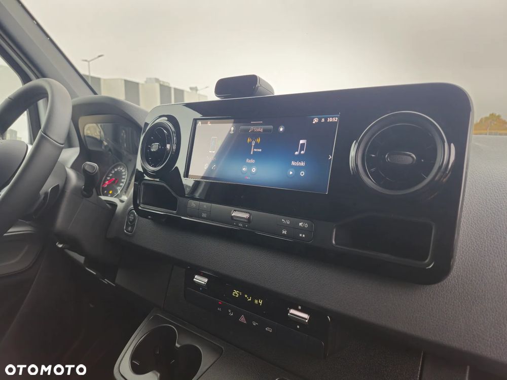 Mercedes-Benz Sprinter 319 CDI - 20