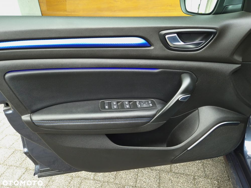Renault Megane TCe 160 GPF GT LINE - 23