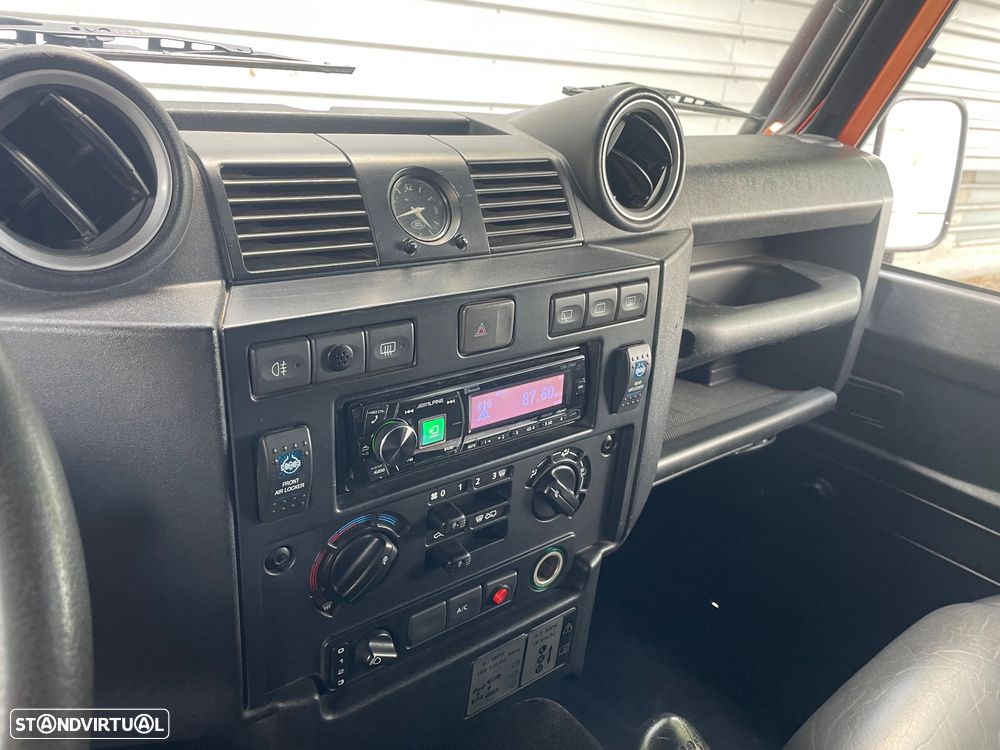 Land Rover Defender 110 Station Wagon Style - 23