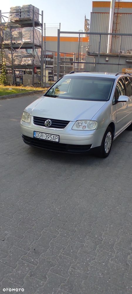 Volkswagen Touran 1.6 - 8