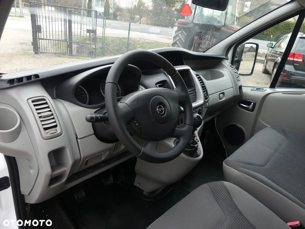 Opel VIVARO - 10