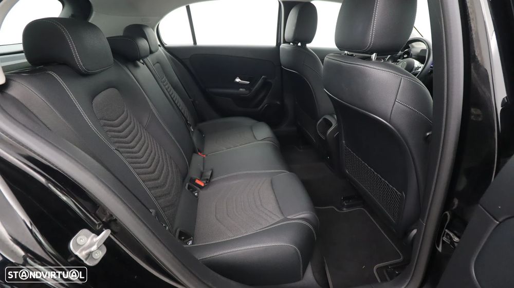 Mercedes-Benz A 250 e - 29
