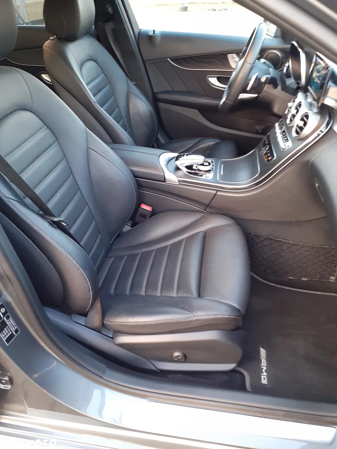 Mercedes-Benz Klasa C 200 4MATIC 9G-TRONIC - 21