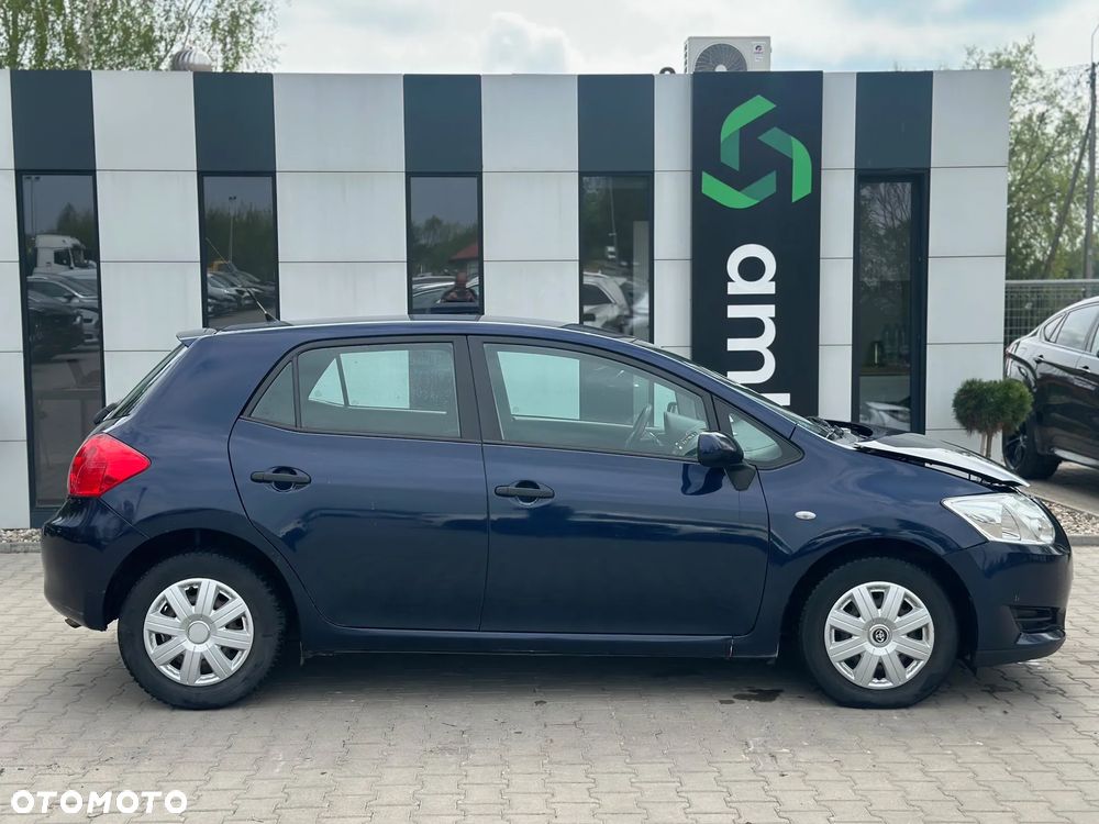 Toyota Auris - 5