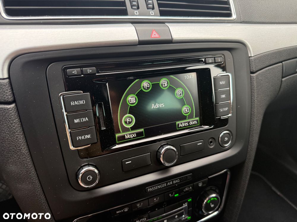 Skoda Superb 2.0 TDI Business DSG - 12