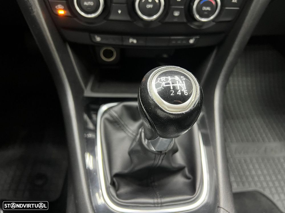 Mazda 6 2.2 SKY-D Excellence PL.Navi - 30