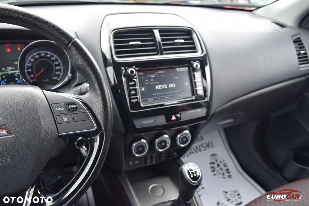 Mitsubishi ASX - 21