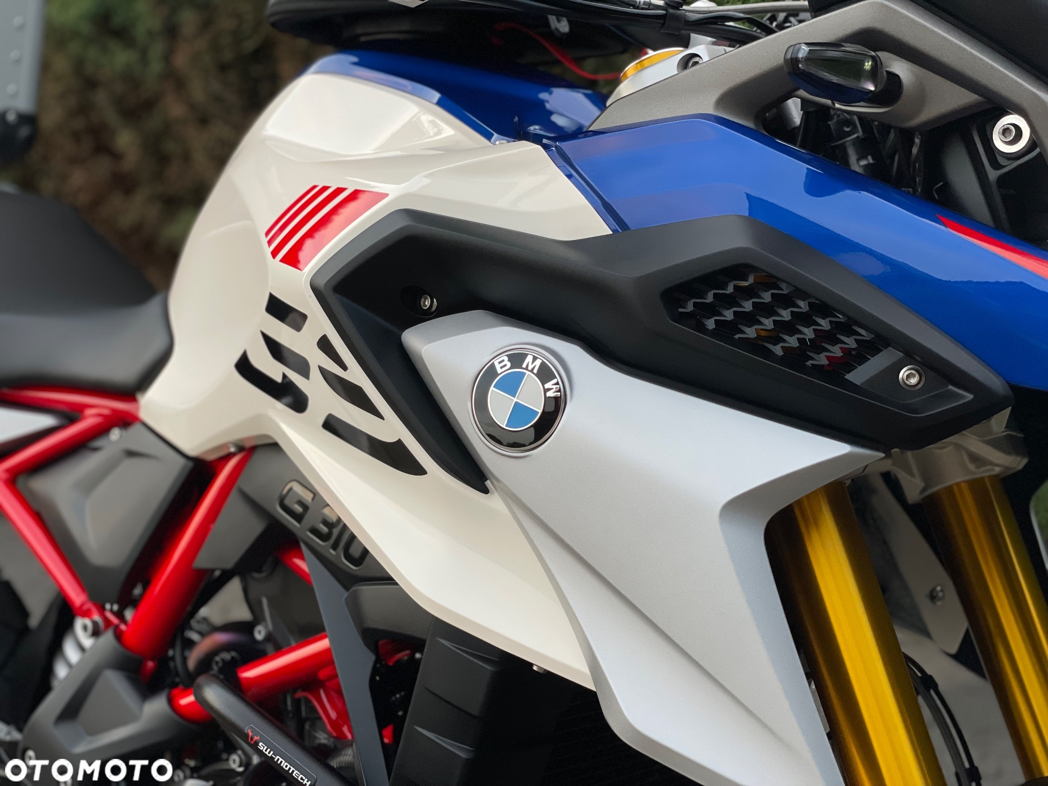 BMW G - 17
