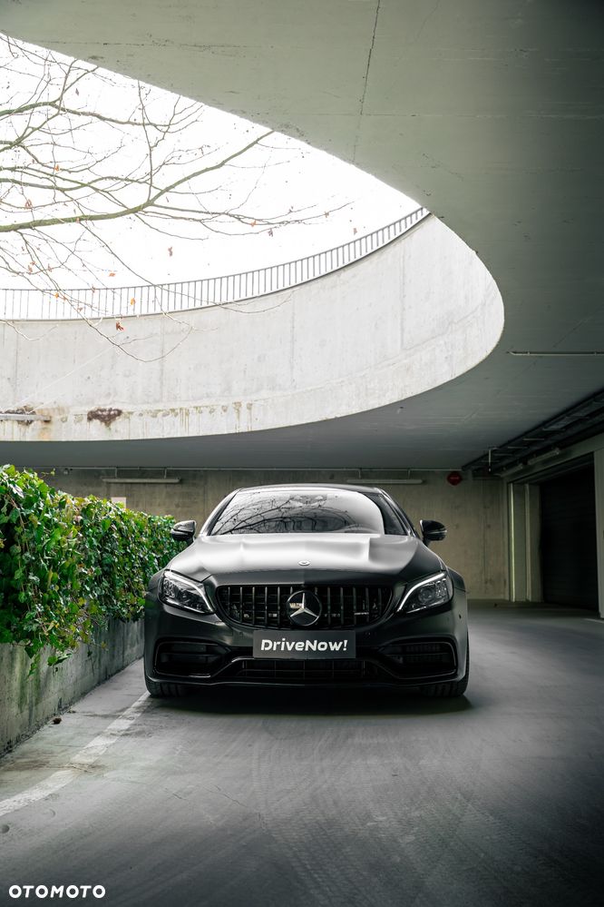 Mercedes-Benz Klasa C 63 AMG 9G-TRONIC - 12
