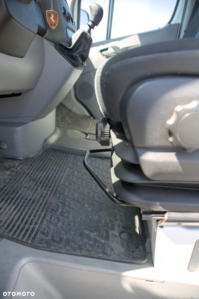 Mercedes-Benz sprinter - 12