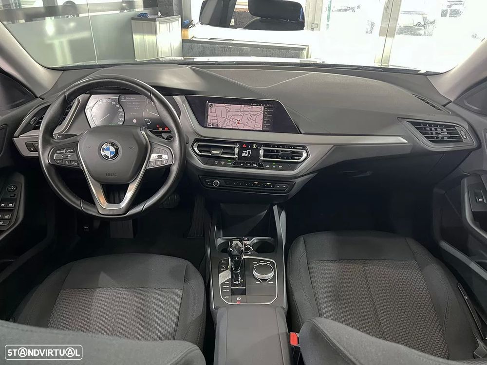 BMW 216 Gran Coupé - 10