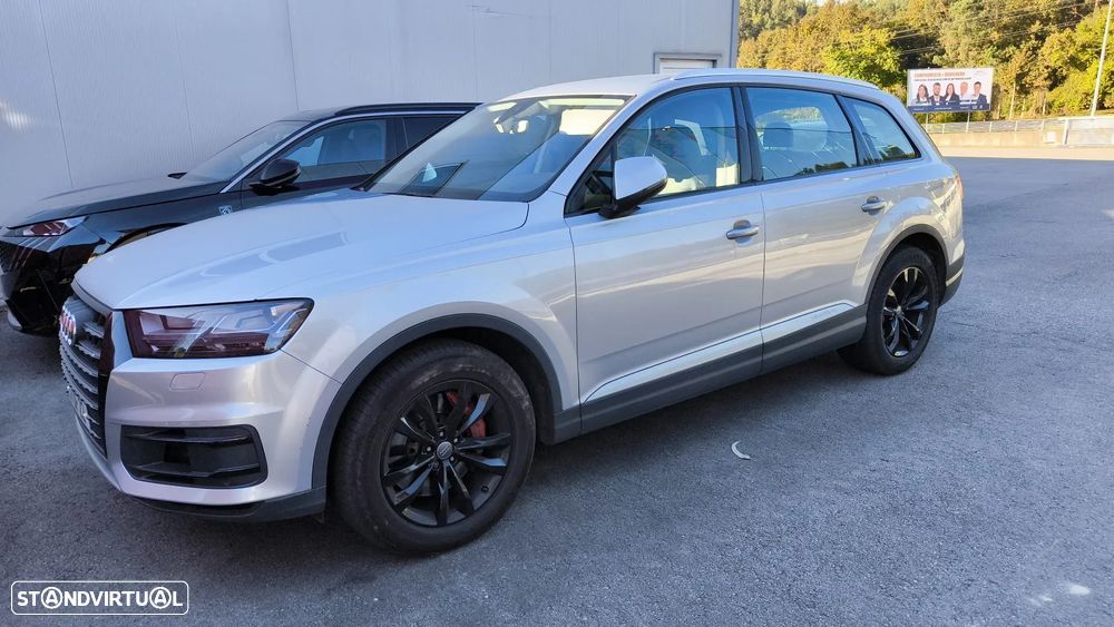 Audi Q7 3.0 TDI quattro S-line Tiptronic 7L - 4