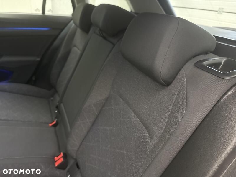 Volkswagen Golf - 19