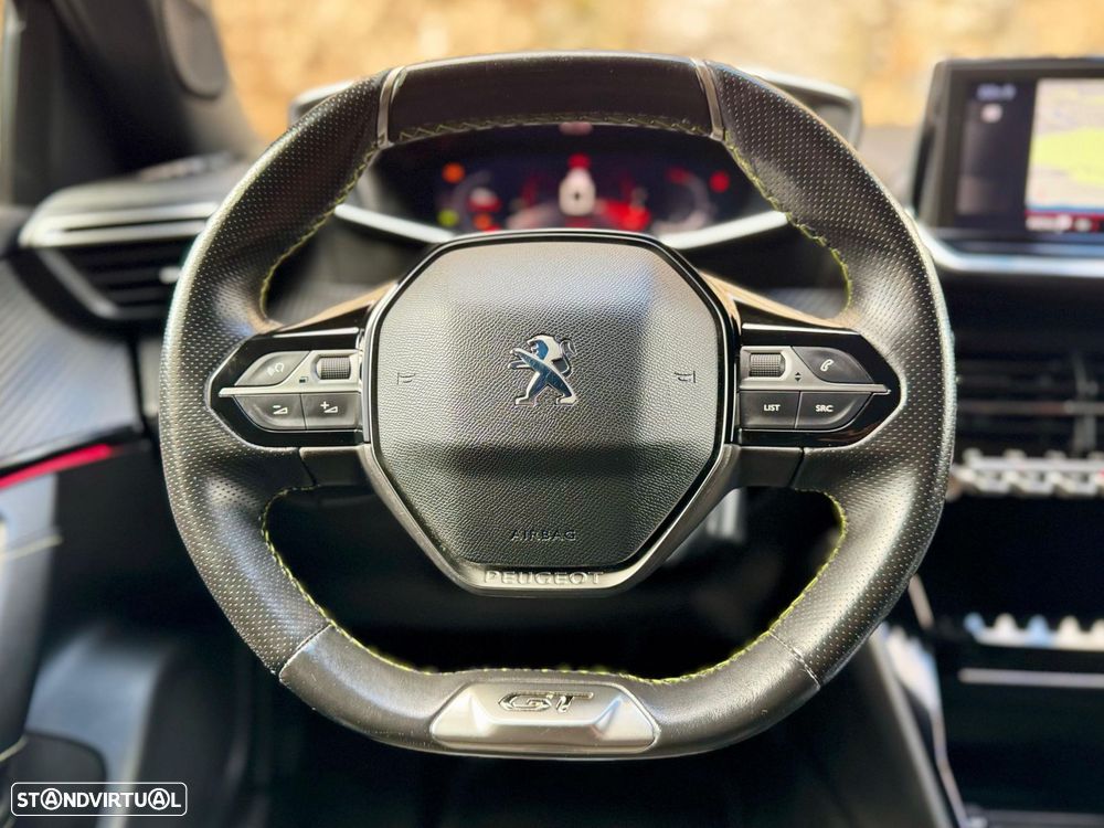 Peugeot 2008 1.2 PureTech GT Line - 33