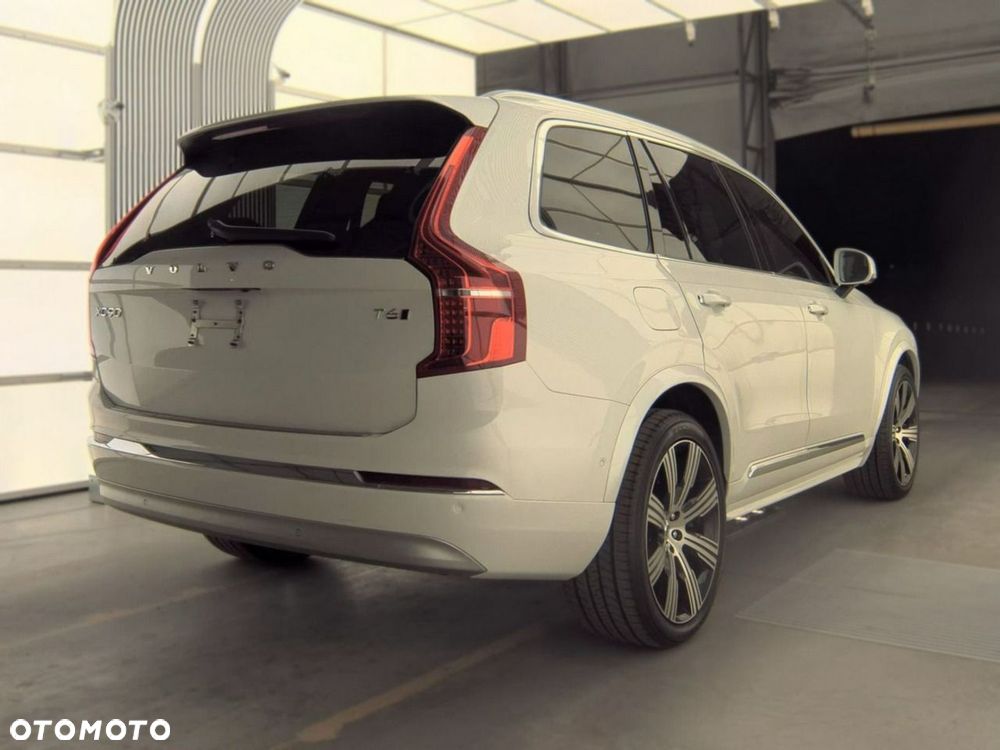 Volvo XC 90 - 4