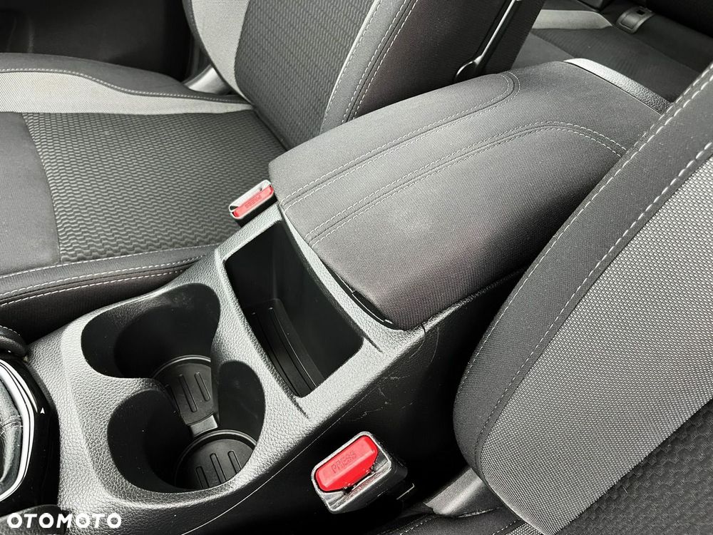 Nissan Qashqai - 32