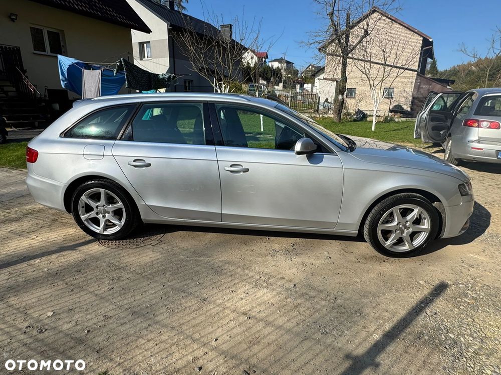 Audi A4 Avant 2.0 TDI DPF - 5