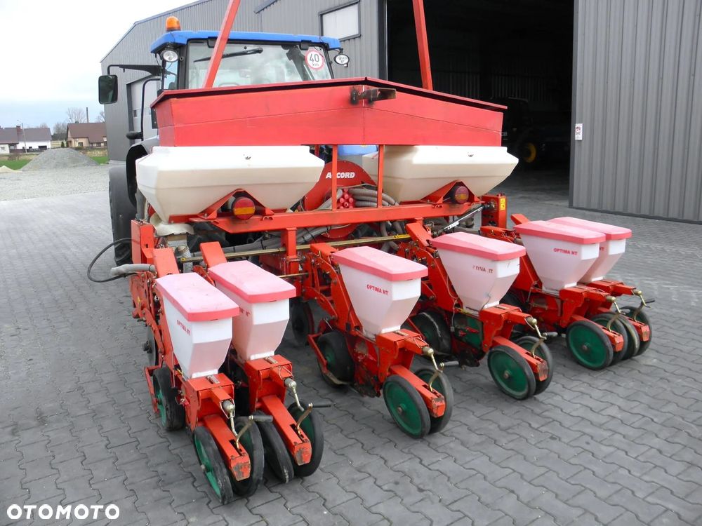 Kverneland Optima Accord 6 rzędowy  Składany hydrulicznie, Stan Bardzo Dobry, UMOWA KUPNA SPRZEDAŻY - 1