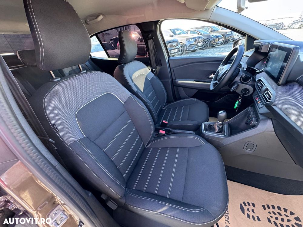 Dacia Logan TCe 90 CVT Comfort - 9