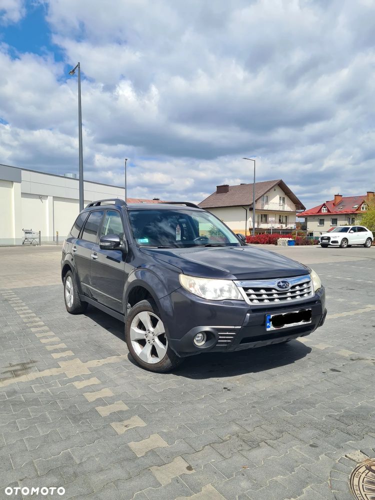 Subaru Forester 2.0X Exclusive - 2