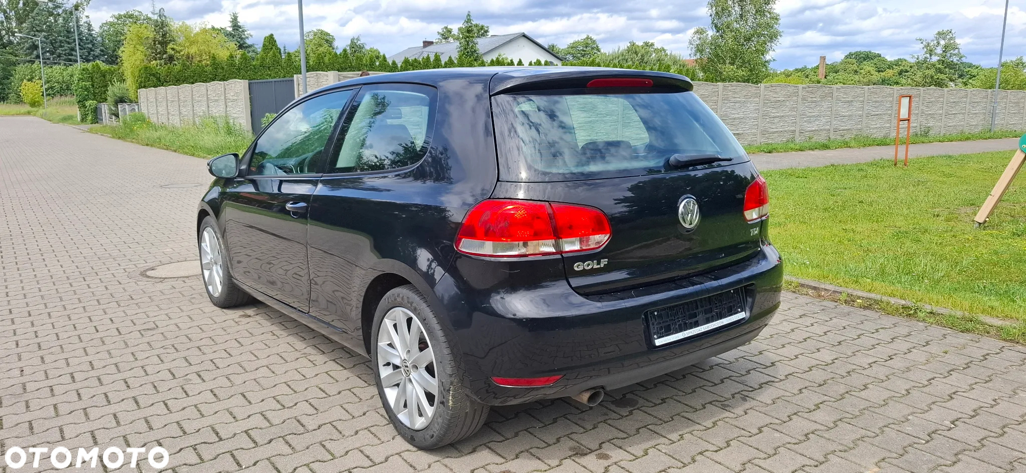 Volkswagen Golf 1.6 TDI BlueMotion Technology Comfortline - 3
