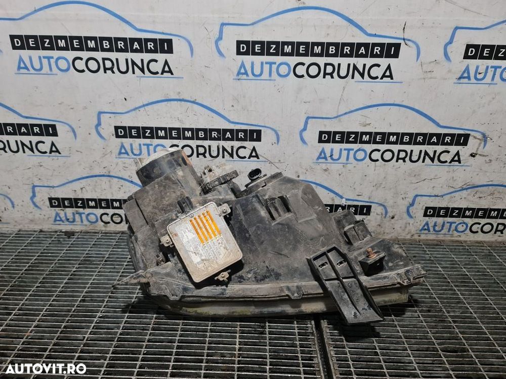 Far Stanga Suzuki Grand Vitara SUV 4 Usi (1308) Xenon - 2