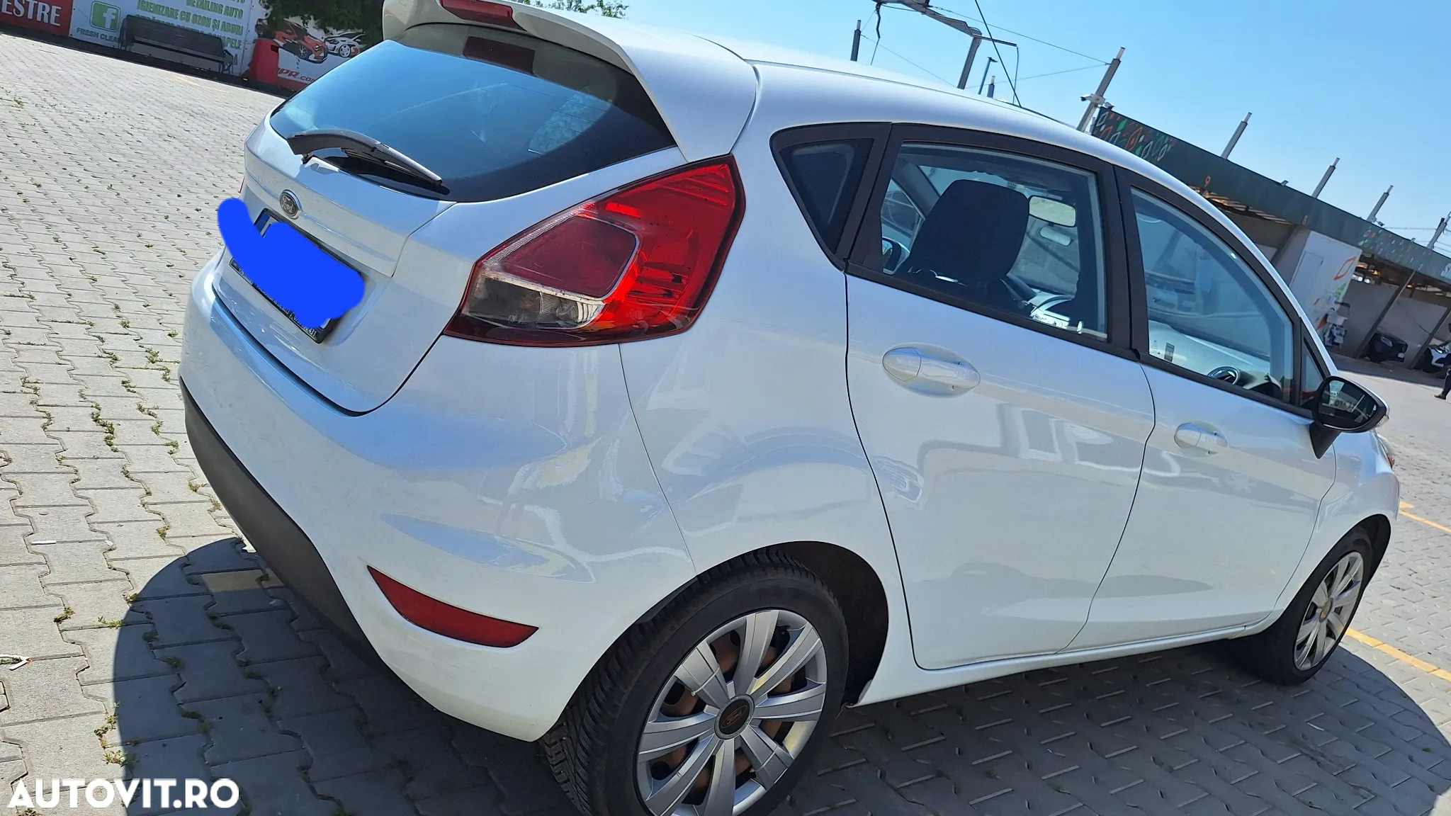 Ford Fiesta - 4