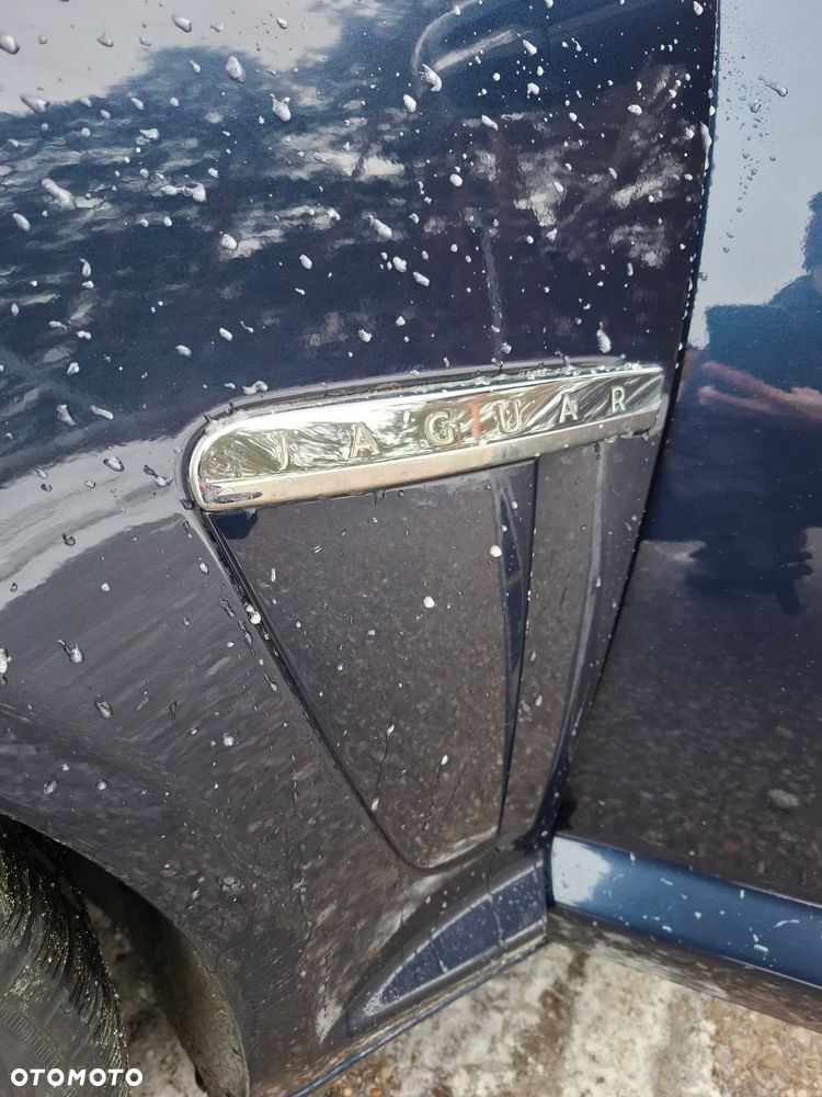 Jaguar XF 3.0 V6 D Luxury - 40