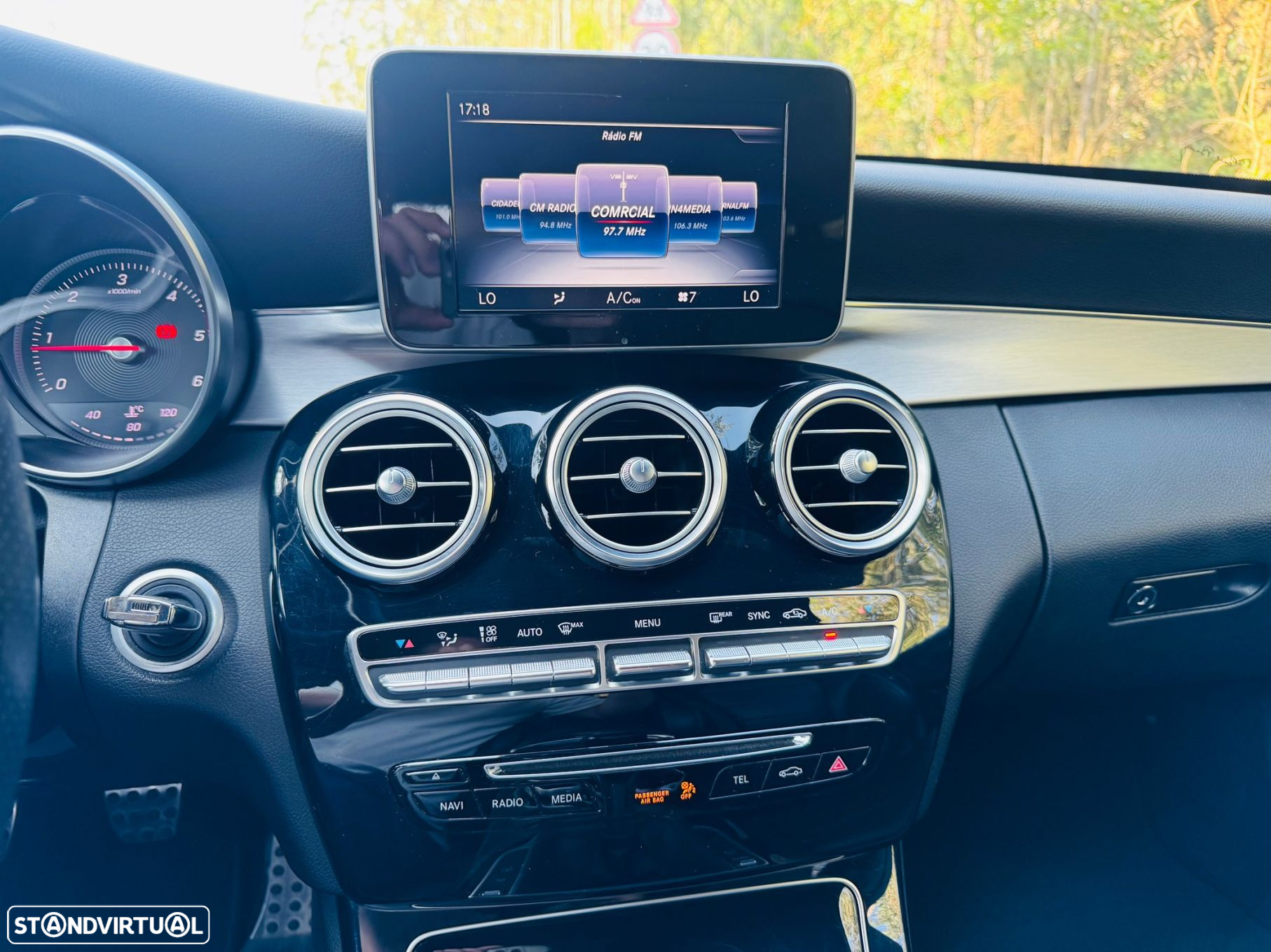 Mercedes-Benz C 220 d AMG Line - 29