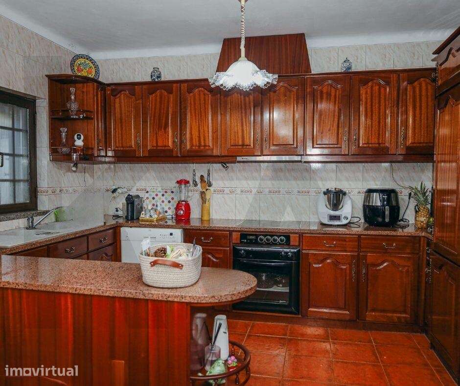 Excelente moradia  T5  com certificação energética  A, entre o confort - Grande imagem: 5/22