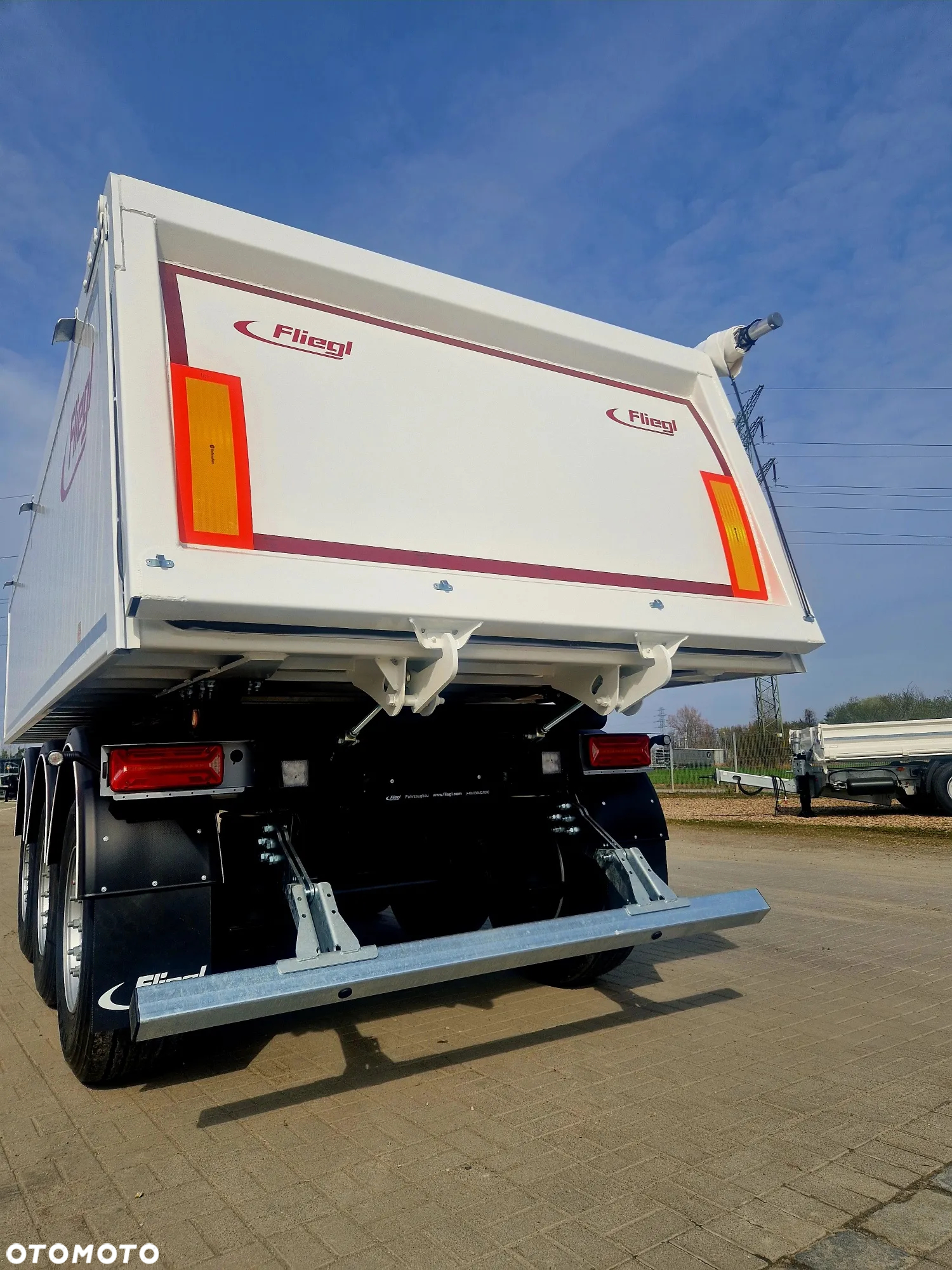 Fliegl Wywrotka Light 25m3 4 690 kg - 5