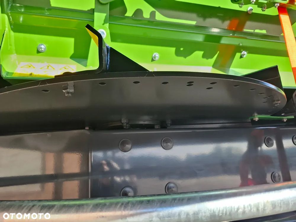 Bergmann XPERT 5.24 SERIA TSW rozrzutnik uniwersalny do wapna i do obornika - 28