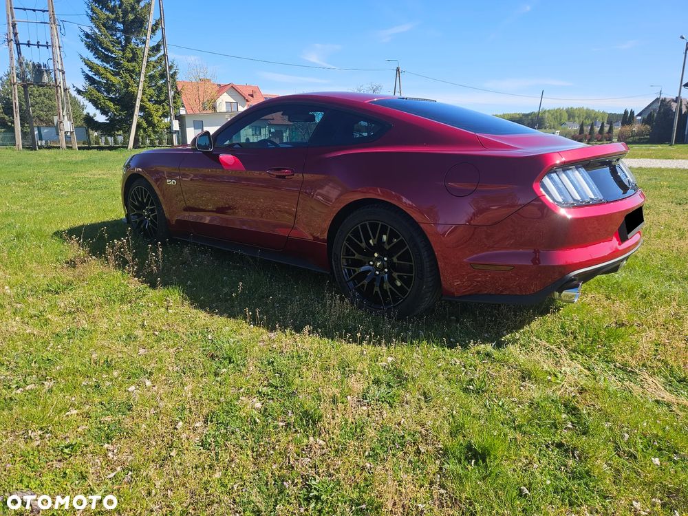 Ford Mustang - 4