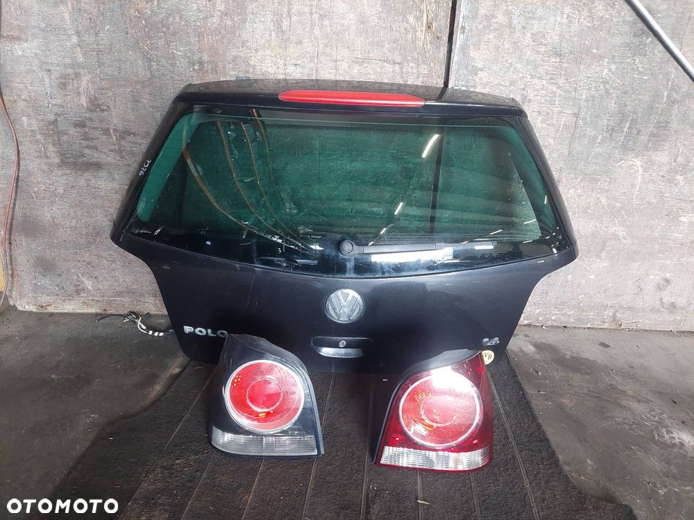 KLAPA BAGAŻNIKA + LAMPY VOLKSWAGEN POLO IV LIFT LC9Z - 1