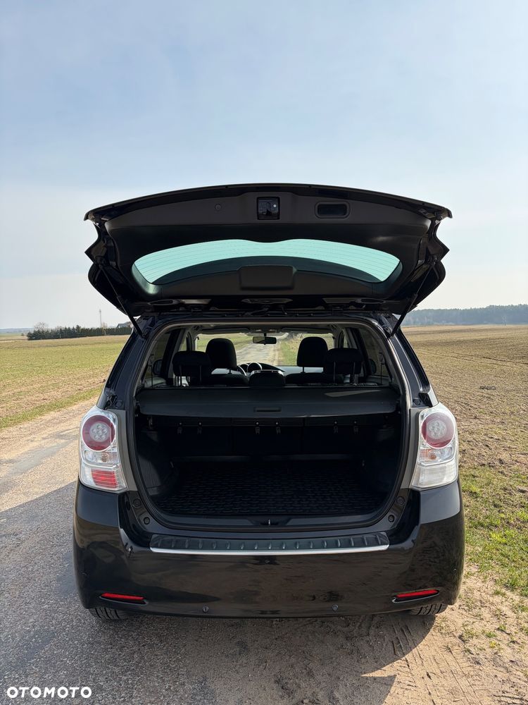 Toyota Verso 2.0 D-4D Sol - 8