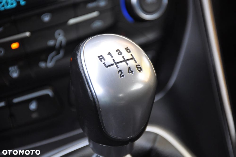 Ford Kuga 1.5 EcoBoost 2x4 Cool & Connect - 40