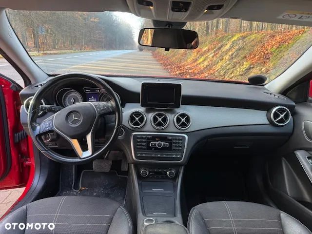 Mercedes-Benz GLA 250 4Matic 7G-DCT StreetStyle - 19