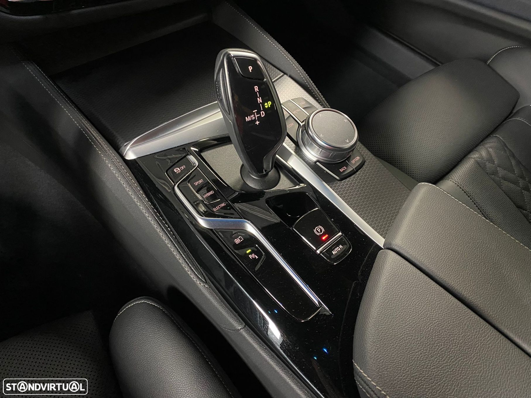 BMW 530 e Pack Desportivo M - 20